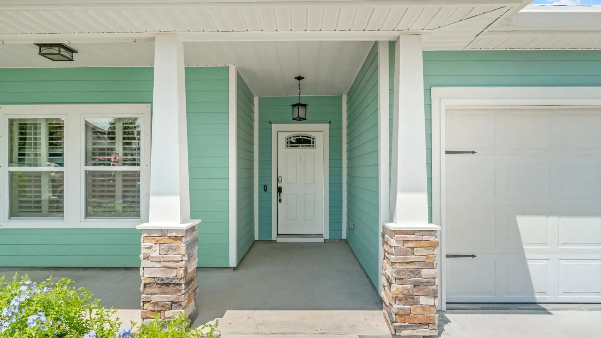 Holiday home Charming Retreat, A Short Walk To Laguna Beach, With Room For 10! Panama City Beach