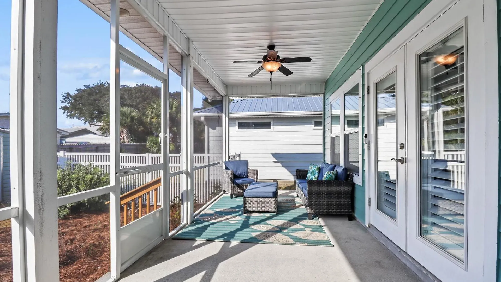 Charming Retreat, A Short Walk To Laguna Beach, With Room For 10! Panama City Beach United States
